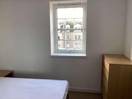 Picardy Court, Top Floor, AB10 - Photo 2