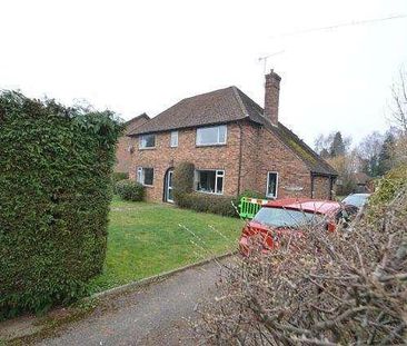 Bedroom Detached House In Milford, GU8 - Photo 5