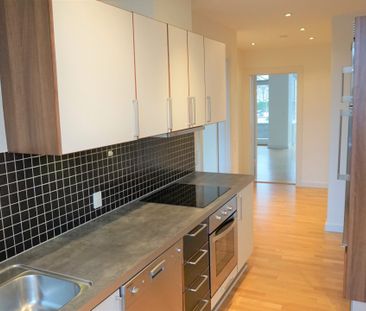 71 m² med nyere køkken, badeværelse og hele 2 altaner - Photo 6