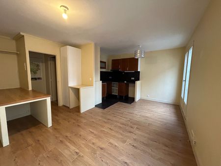 Grand studio Rive Droite 28.05 m2 avec cave - Photo 2