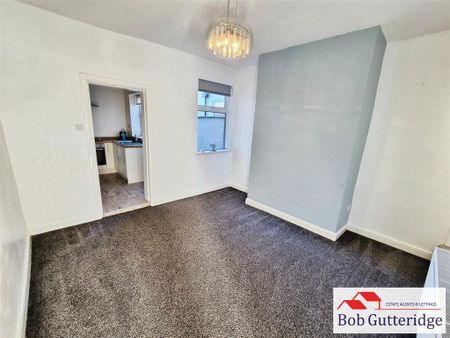 2 bedroom terraced house to rent - Photo 5