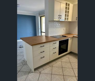 Two Bedroom Unit with Swansea Channel Views - Photo 5