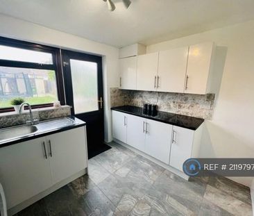 3 bedroom terraced house to rent - Photo 6