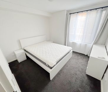 Easy Living in the East End - Photo 4