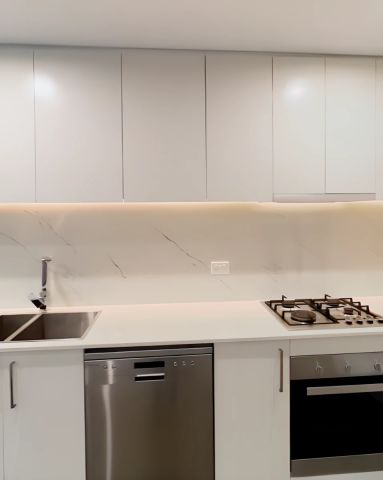 6 Sonny Leonard St, Sydney - Photo 4