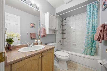 For Lease - 56 Torr Lane, Ajax, Ontario - Photo 4