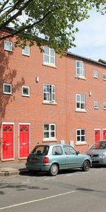 4 bedroom townhouse to rent - Photo 4