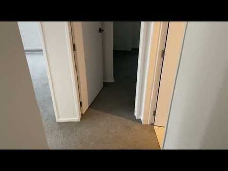 Stunning 4BR in Flat Bush - Photo 5