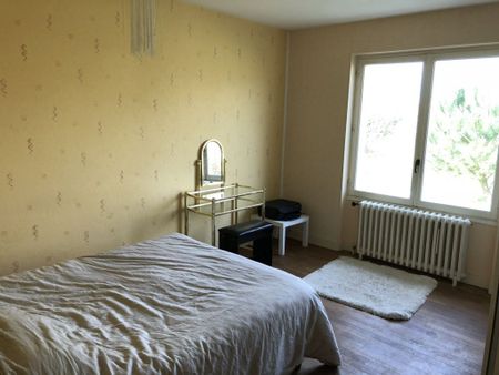 Location Maison 4 pièces 74m² - Photo 3