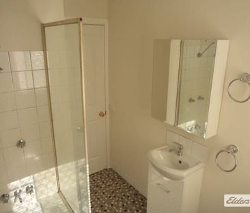 Great Size 4 Bedroom Home - Photo 6