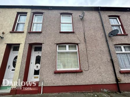 3 bedroom terraced house to rent - Photo 3