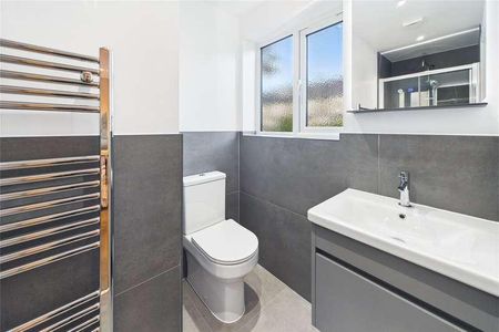 Gosbrook Road, Caversham, Reading, Berkshire, RG4 - Photo 5