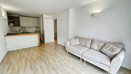 Deals Gateway, London, SE13 - Photo 2