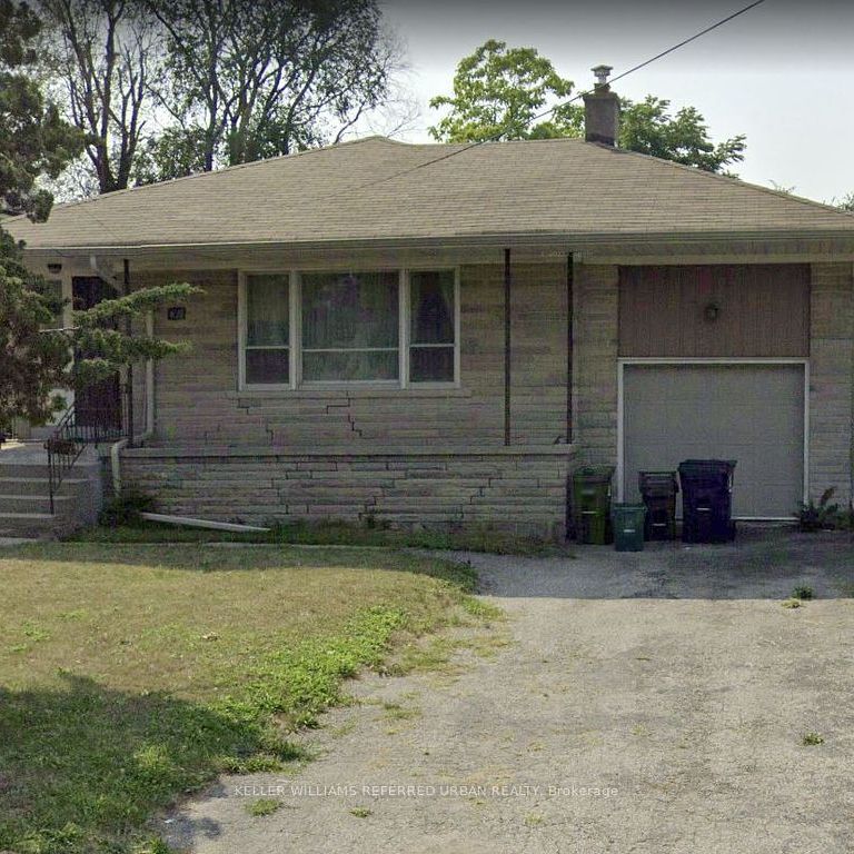 For Lease - 173 Overbrook Place Unit# A, Toronto, Ontario - Photo 1