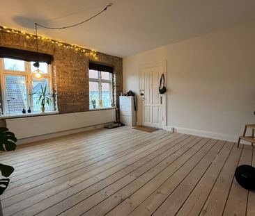 Hyggelig 2-værelses lejlighed med New Yorker-væg - Foto 1