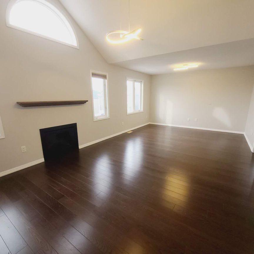 For Lease - 248 Huntsville Drive, Kanata, Ontario - Photo 1