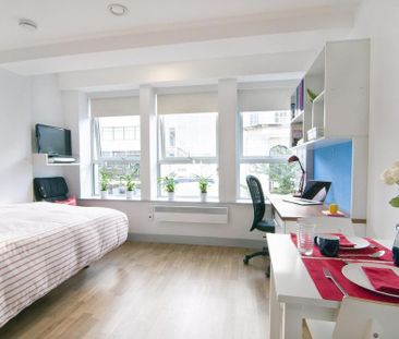 1 bedroom private hall to rent - Photo 2