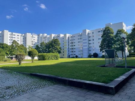 Zentral gelegene, sanierte 3-Zimmer-Wohnung mit Südbalkon in Taufkirchen - Foto 4