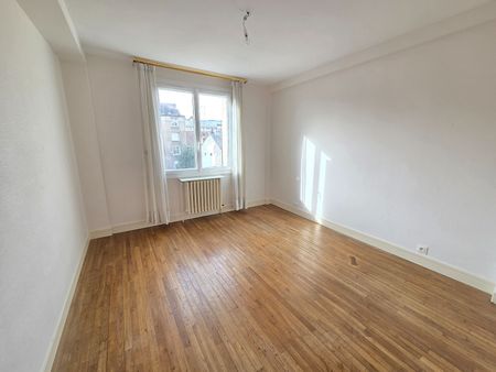 Location Appartement 4 pièces 79m² TOURS 37000 - Photo 4