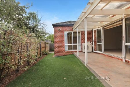 36 Clyde Street, Kew East VIC 3102 - House For Rent | Domain - Photo 5
