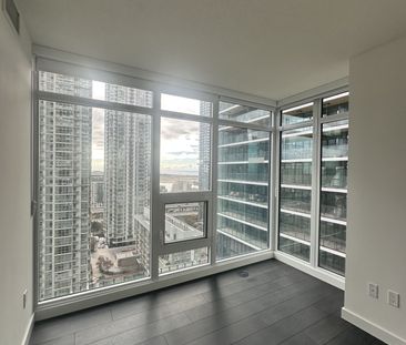 For Lease - 1 Concord Cityplace Way Unit# 1910, Toronto, Ontario - Photo 1