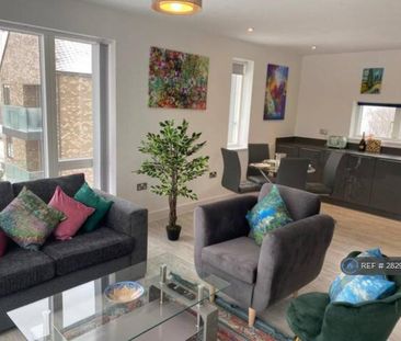 2 bedroom flat to rent - Photo 3