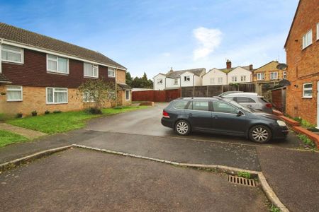 2 bedroom property to rent - Photo 3