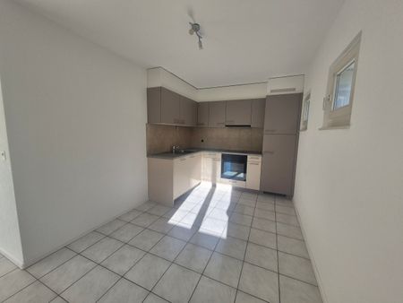 VISSIGEN - 2.5PCES AVEC GRAND BALCON - Photo 3