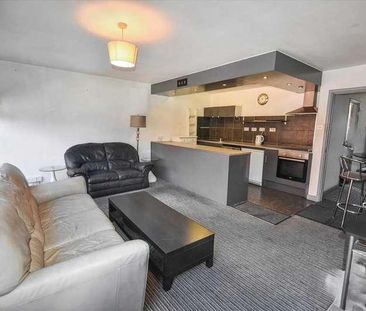 Chiswick Terrace, London, Chiswick, W4 - Photo 2