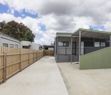 Enjoy the luxury of a freshly built 2 bedroom unit. - Photo 3