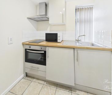 1 bedroom flat to rent - Photo 6
