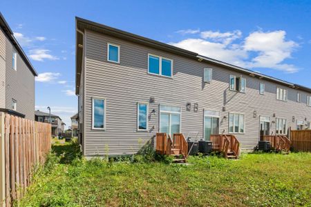 For Lease - 2477 Waterlilly Way, Barrhaven, Ontario - Photo 5