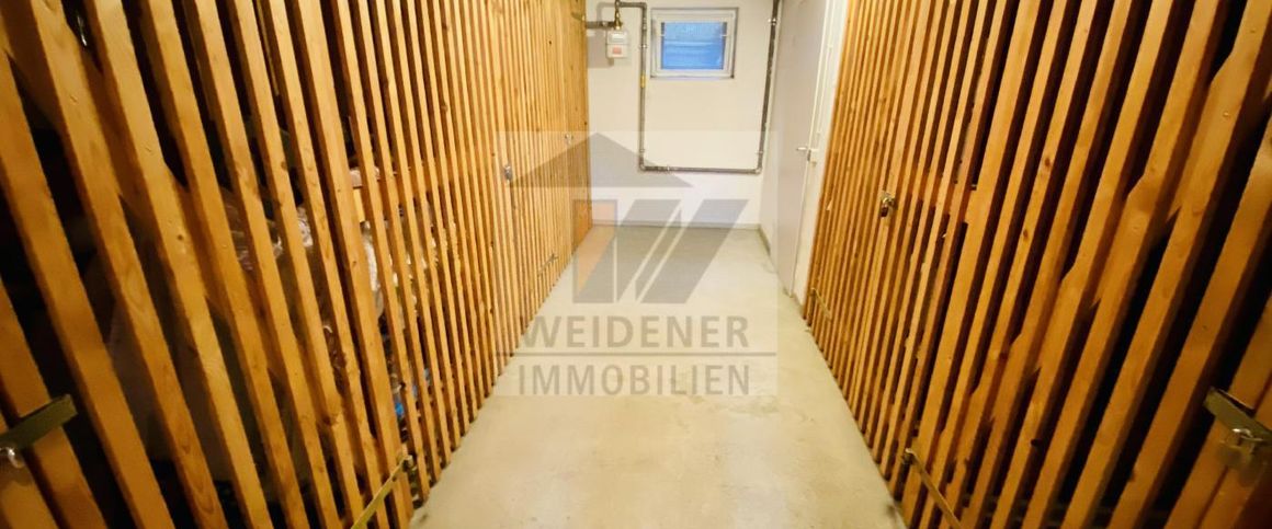 Idyllisch wohnen im Zentrum von Weida! Gemütliche 1 Raum Wohnung mit Dusche. - Photo 1