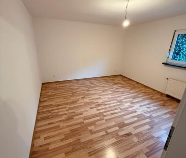 Neu sanierte ruhige möblierte 2Zimmer ELW - Photo 5