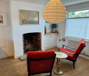 2 bedroom terraced house to rent - Photo 2