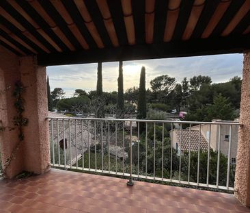 Location Appartement 1 pièce 22m² - Photo 6