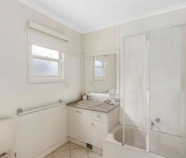 56 Bayne Street, North Bendigo - Photo 5