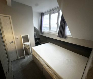 Vermont Street (Room 3) , Bramley, Leeds - Photo 4