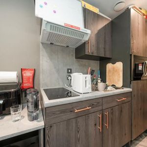 Studio to rent - Photo 2