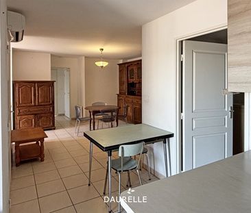 Location Appartement 3 pièces 63m² GRAVESON 13690 - Photo 2