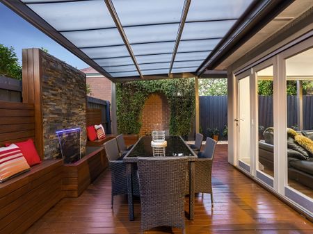 5 Margaret Muir Way, Moonee Ponds - Photo 2