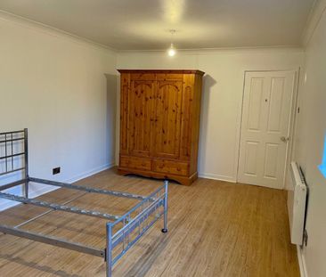 3 Bed Bungalow, Gilmerton Station Road, EH17 - Photo 3