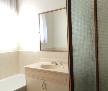 Spacious Unit In Lovely Garden Setting - Photo 6