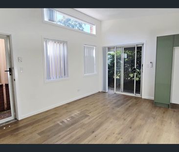 Fresh, Modern & Move-In Ready - 2-Bedroom Granny Flat with solar pa... - Photo 6