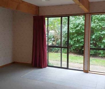 A Home With Character - Photo 4