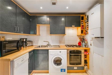 2 bedroom flat to rent - Photo 4