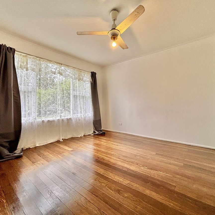 Freshly Painted 3-Bedroom Home Close to Macquarie Fields Station... - Photo 1