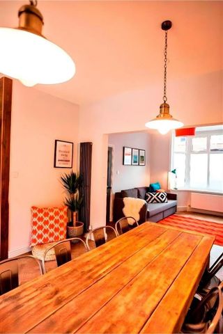 6 bedroom house to rent - Photo 3