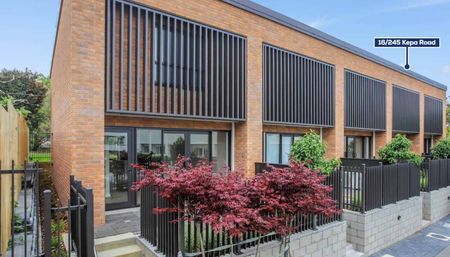 Architecturally Designed Luxury Terrace Living... - Photo 5