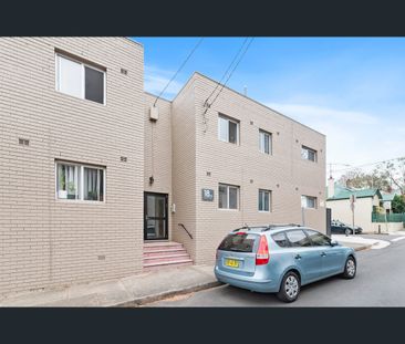 1/18 John Street, Newtown, NSW 2042 - Photo 2
